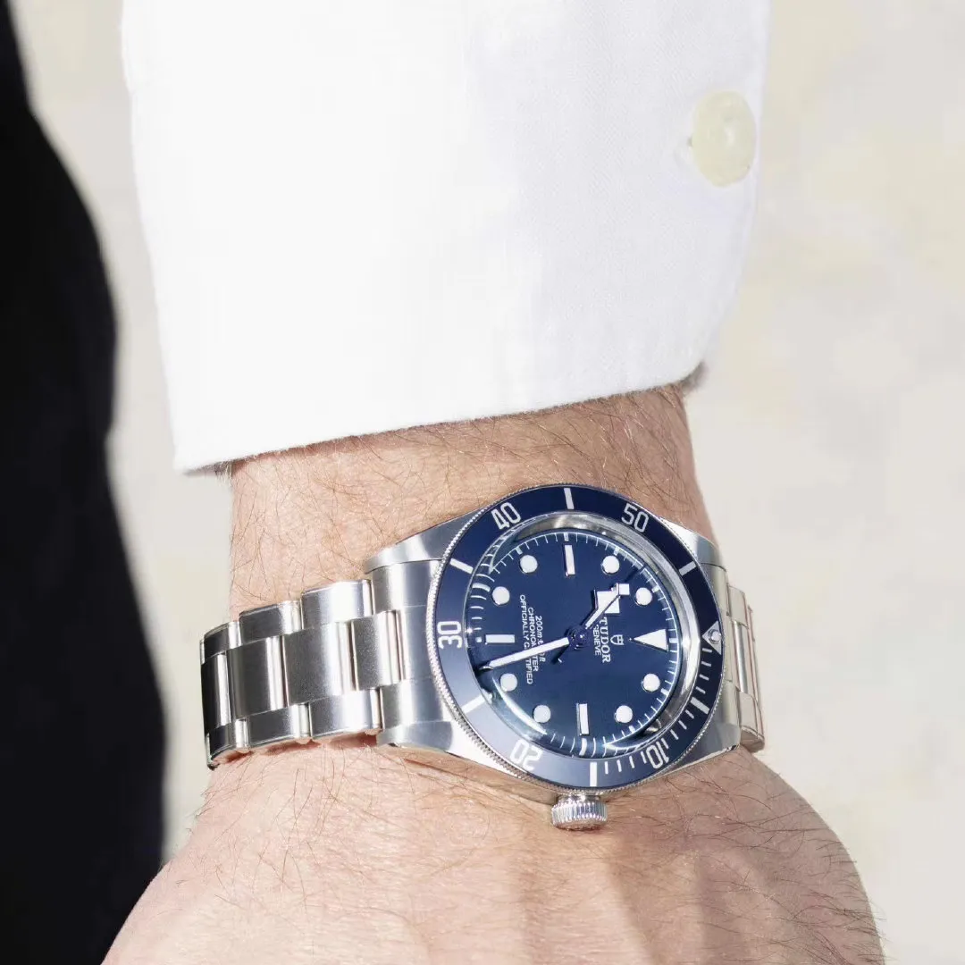 帝舵 TUDOR 碧灣型系列 搭載全自動機械芯  尺寸：42mm 鍍膜玻璃 精鋼錶帶•原裝扣 復古帝陀 全新演繹