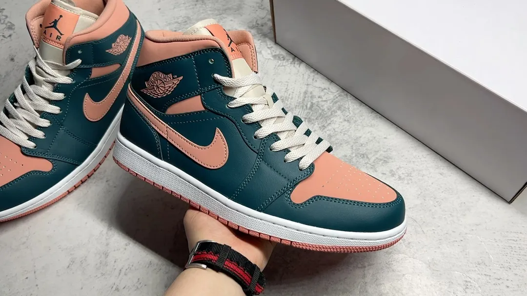 Air Jordan 1 MiD 藍橙 出爐