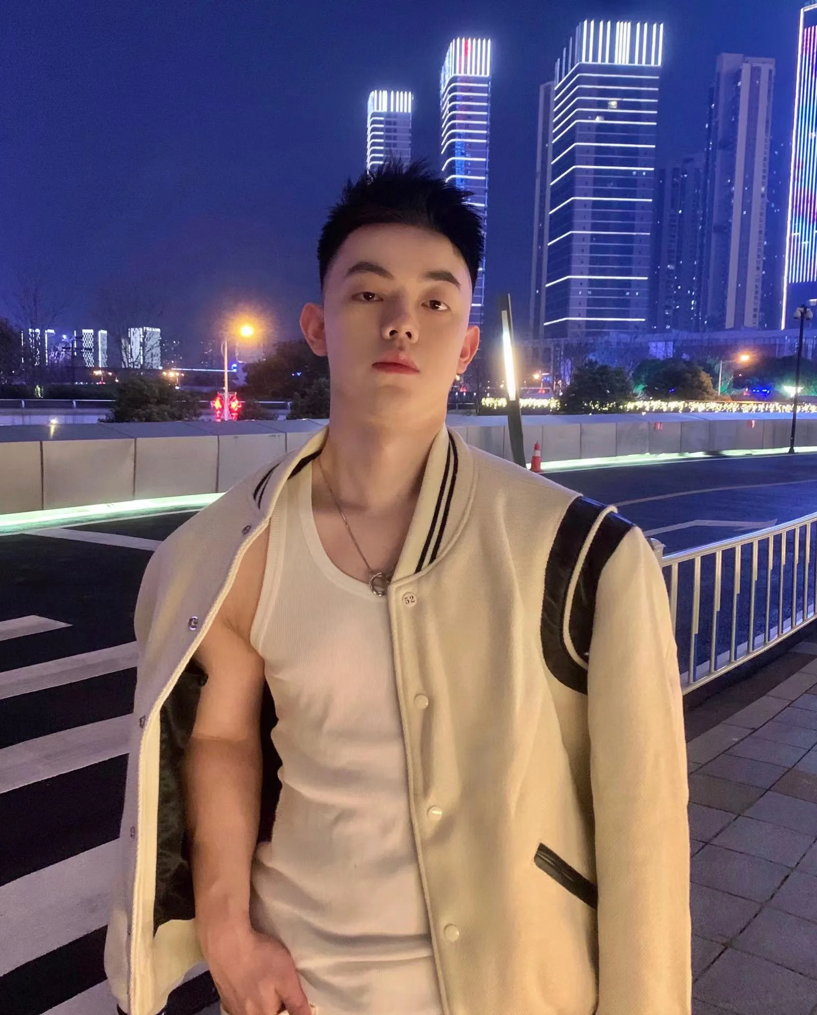 Saint Laurent Paris/聖羅蘭 拼皮棒球領夾克外套 注意:白色棒球服不能水洗。