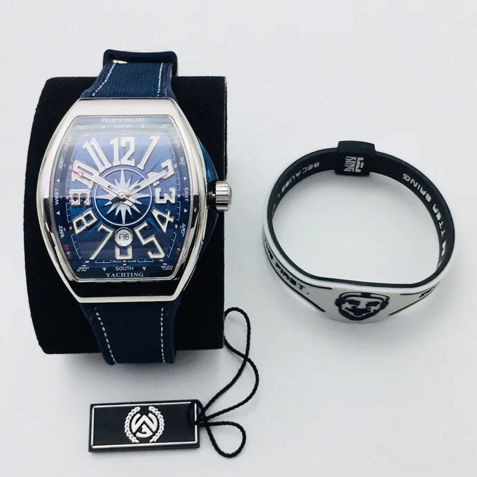 ABF 力作 V2升級版  市場最高品質 新款到貨 Franck Muller 法蘭克穆勒 FM Vanguard Yachting V45遊艇系列 直徑44mmx54mm  升級細節：1.錶殼100%原版開模 特別是三明治結構錶殼 中間內側 藍色的側槽和把頭位置凸出來的藍色耳位 更是使錶殼的製作過程更加困難 然後歷時10個多月經過多次初版校對 終於研發製作成功 完全採用316精鋼製作 而非市場低成本的塑膠模具 2.本版本V45藍色遊艇字面 真法郎字丁 都是採用原裝1：1高度的數字凹邊內法郎烤真丁 成本高 製作複雜 良品率低 字面下層有放大鏡墊片層 日曆窗也是採用藍寶石放大鏡 始終保持與原裝可以通用的要求 精益求精 3.採用超大弧度 超高清透光的藍寶石水晶玻璃 由一整塊40*50mm 厚度超過15mm的藍寶石原料 100%根據錶殼弧度精心細磨 報廢率高 成品率極低 4. 鑲鑽版表扣採用原版開模 與原裝V45滿天星一致的鑲鑽針扣表扣 更加方便佩戴 最大限度還原原版 光殼版 採用的是折疊按扣 與原版搭配一致 5. 壓彎表針與字面貼合 搭配高頻率振幅 28800的ETA2824機芯 走時精準 質量穩定 緊貼手腕的弧形錶殼設計 6.升級版鋼頭歷高級橡膠錶帶 更加柔軟舒適 市場唯一版本 可以用於原裝表的錶帶 V45藍色遊艇 歡迎您的品鑑。