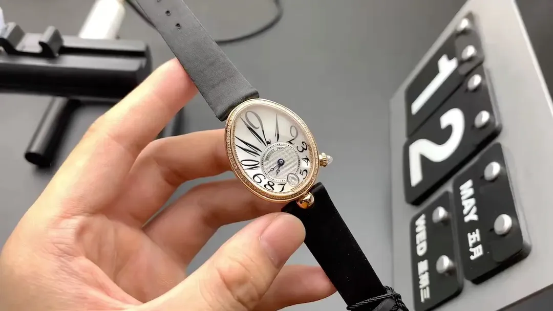 ZF 那不勒斯皇后