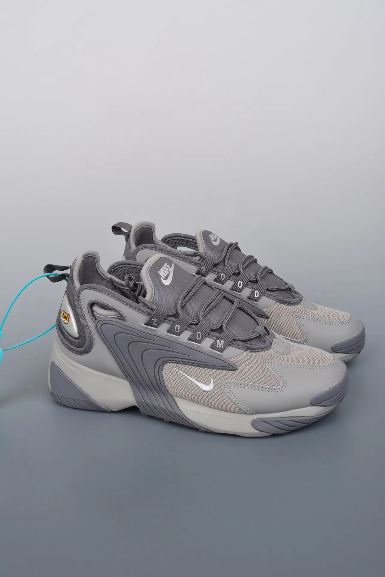 🌈Nike Zoom 2K Sneaker Zoom 2K復古百搭老爹慢跑鞋 市面唯一純原版本👏細節完美匹配原版 可區分任意低價版官方貨號:A00269QFSize:36 36.5 37.5 38 38.5 39 40 40.5 41 42 42.5 43 44 44.5 45!220615KWD330WQP