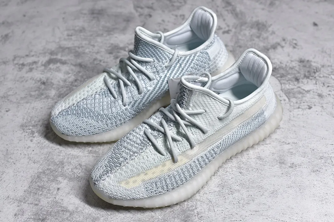 ▪️獨家純原Yeezy 350V2 Cloud white 新冰藍/泛藍限定 滿天星