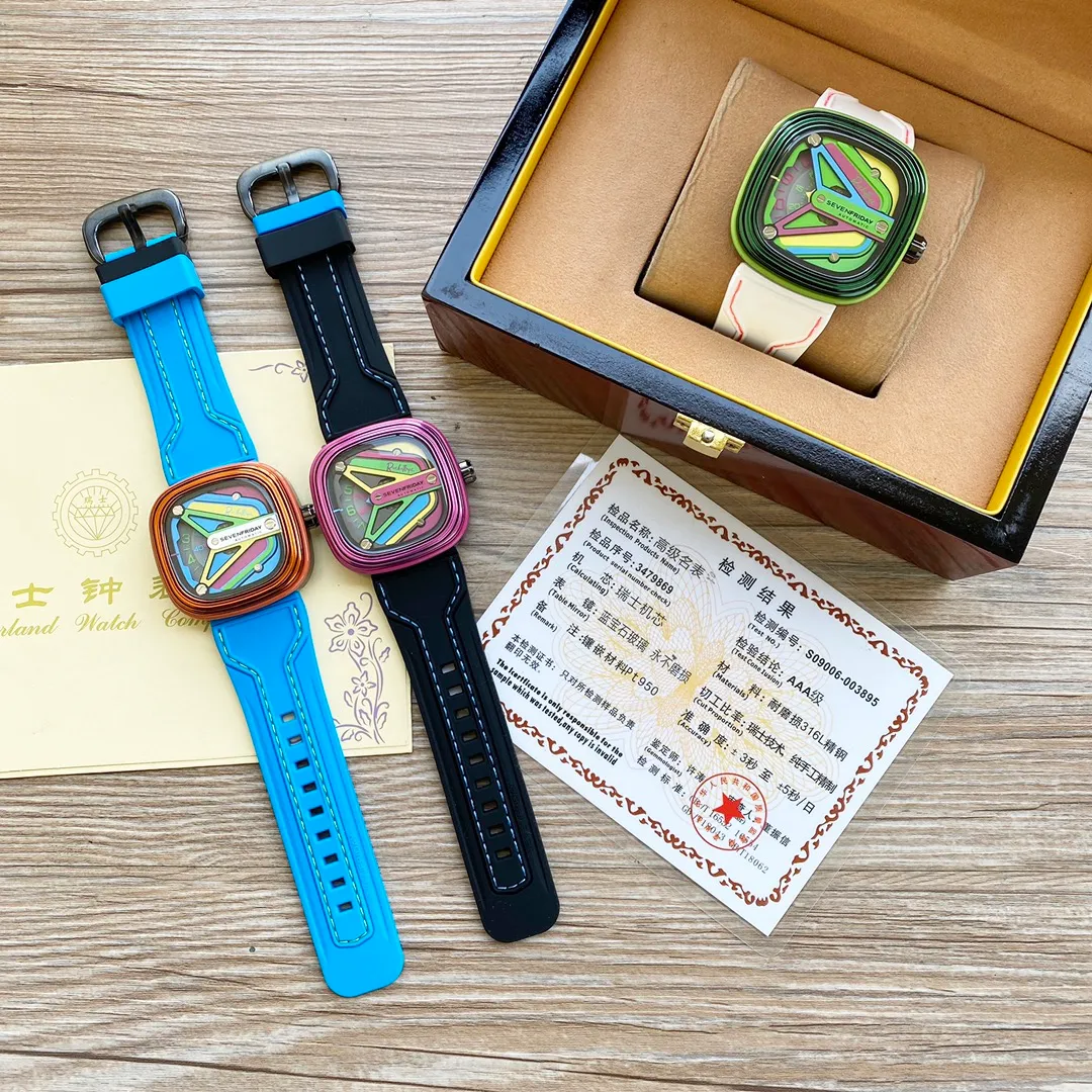 全面升級SEVENFRIDAY 七個星期五 🎮再度攜手ROCKETBYZ工作室，將地下文化中紛繁濃郁的螢光色彩元素融入到腕錶系列，推出全新第二代SevenfridayXRocketbyz 聯名限量款腕錶M3-03系列！