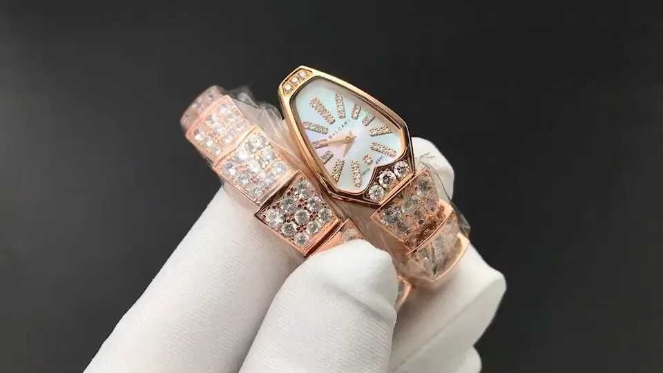 🆚AN Factory最新力作 市場最高版本 新品上市 BVLGARI·寶 格麗 ™️SERPENTI系列 101787SPW26WGD1GD1.1T1⃣️搭載進口瑞士石英機芯！