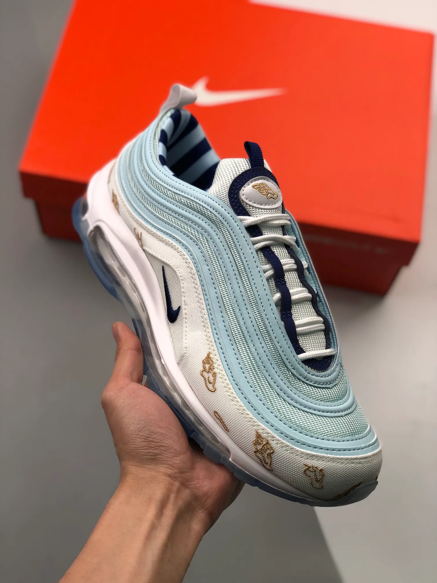 AIR MAX 97 NRG 白蘭平台特供 區別市面先行版本  #原廠TPU反光材料 #市場首家原模原氣墊  拒絕套用公底#鞋型不斷校對 與原鞋匹配率達到98% 貨號：CQ4818-400 Size：36 36.5 37.5 38 38.5 39 40 40.5 41 42 42.5 43 44 44.5 45編碼#A-B66732