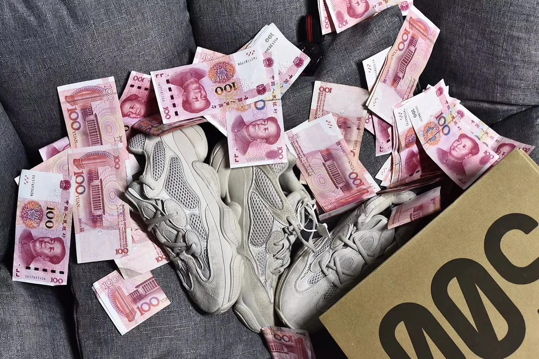 獨家純原Adidas Yeezy 500 系列配色 現貨 把握時機