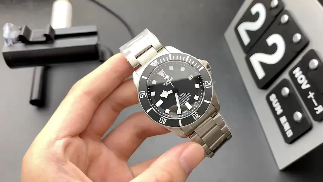 XF 黑色戰斧