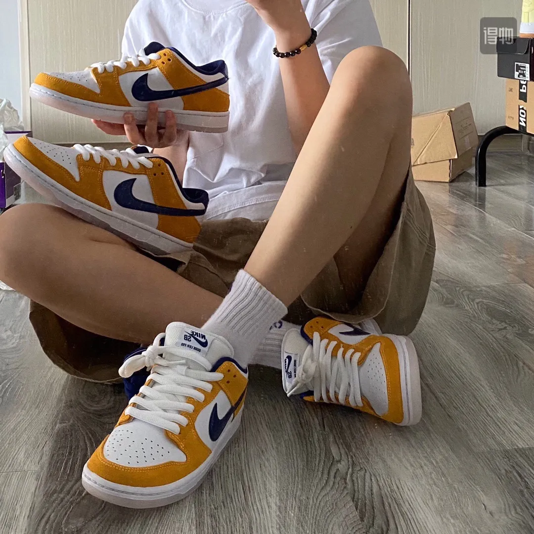 精選素材Nike SB Dunk Low Pro Laser Orange 紫金湖人