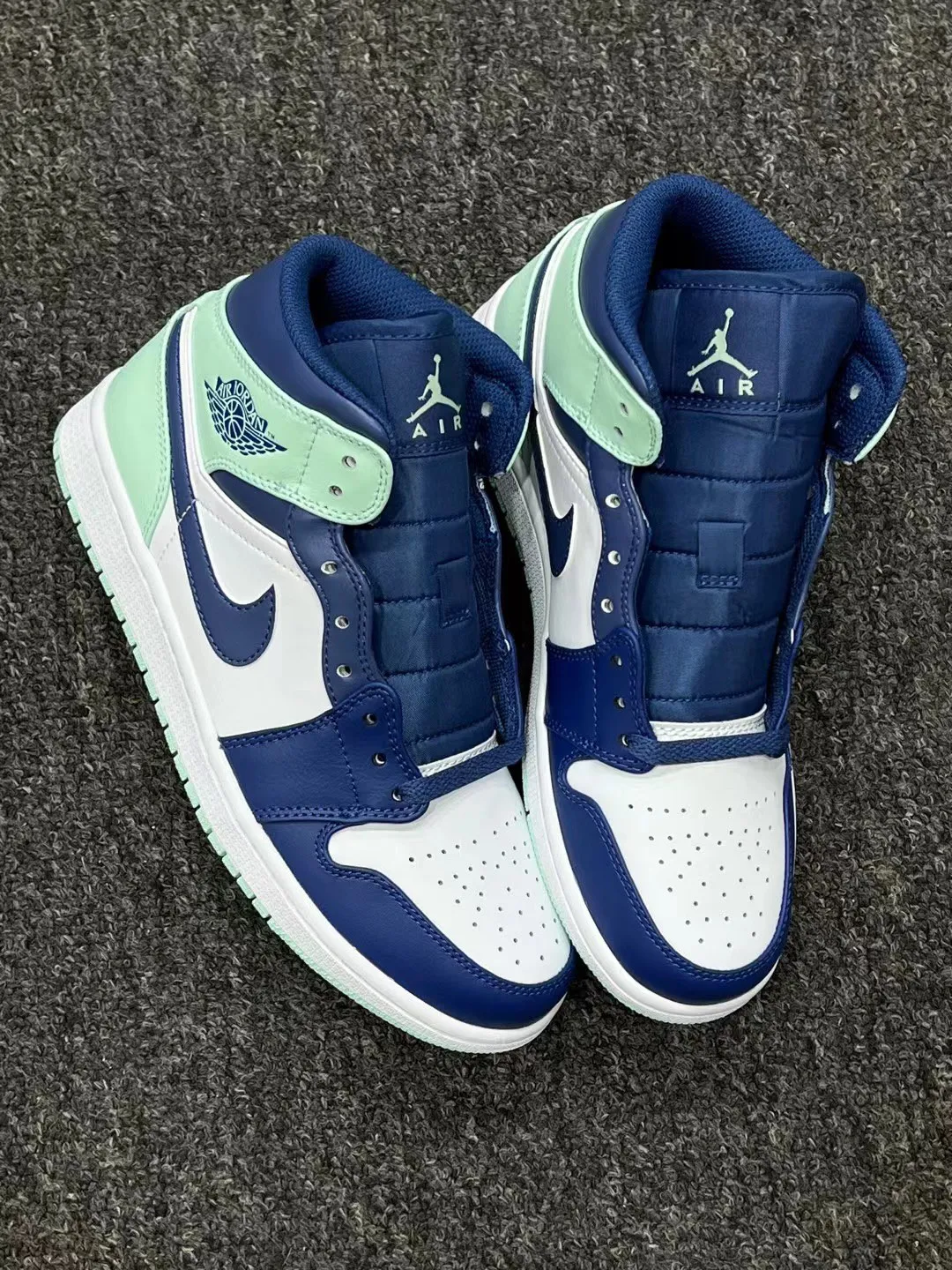 Air Jordan AJ1 Mid 薄荷綠