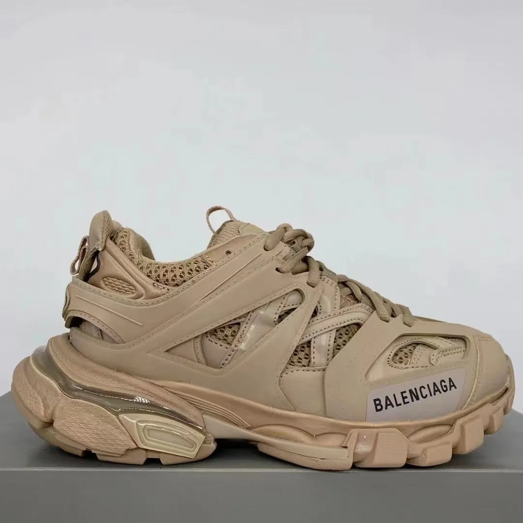 Balenciaga Track 3.0 巴黎世家3代 “棕色”巴黎世家3代（無燈版）戶外概念鞋，原廠原檔案開發，原盒原盒，採用原廠材料，私模組合大底，細節精準對位官方，從裡到外一切百分百還原官方配置，頂級專供碾壓市面一切真標版本。