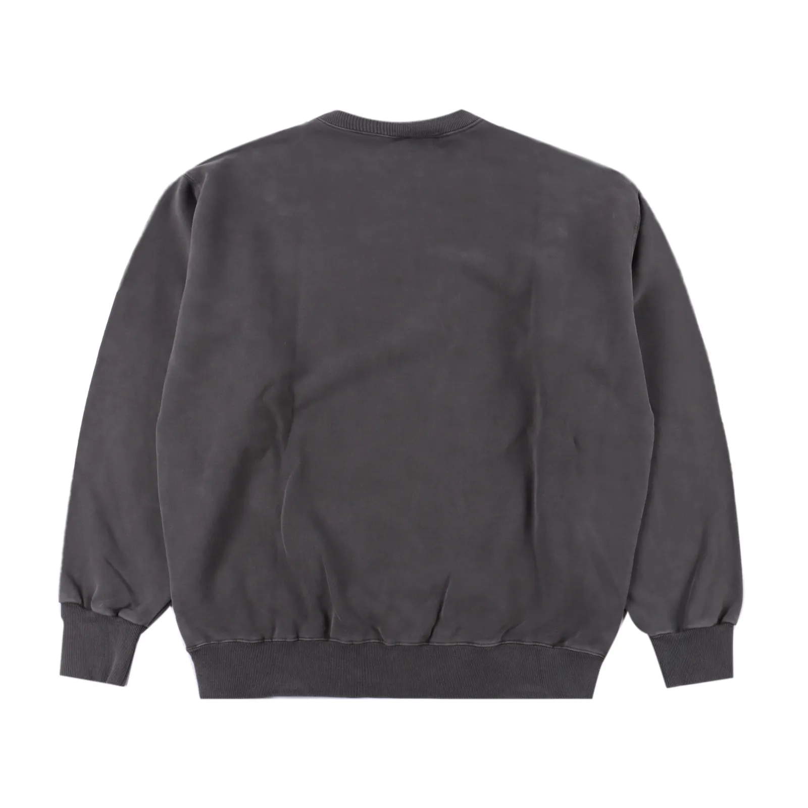 Carhartt 卡哈特 WIP 系列經典logo圓領套頭衛衣                 作為歐洲市場的專供系列依然秉承卡哈特的核心點：品質 耐久和舒適 看似寬闊基本的衛衣構造 融入了多種色彩的選擇使其擁有了十足的街頭味道 胸口簡約的貼佈繡logo已經詮釋了一切的辨識度 成衣採用重水洗工藝 優良的面料才能反復經得起考驗 復古做舊的效果充滿腔調 領口、袖口、下擺寬厚的螺紋加持既突顯了卡哈特工裝的粗獷精神 並且實用和耐穿性大大增加 無論你是工裝愛好者還是卡哈特的擁躉 這款重磅休閒衛衣一定是你秋冬季的百搭單品 430克全棉毛圈 成衣染色成衣水洗做舊 正品級定制                 SIZE:S-XL                編碼：EIO092342