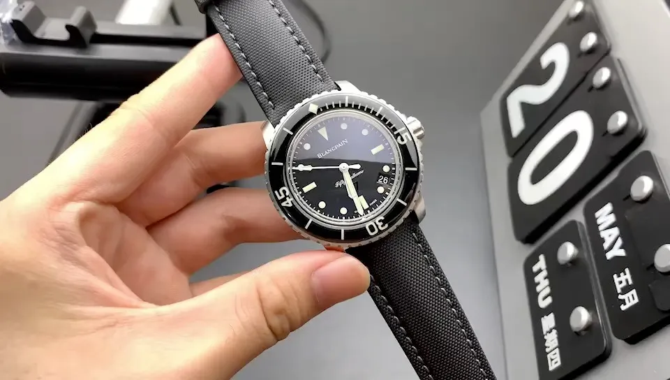 ZF 蛙人五十尋