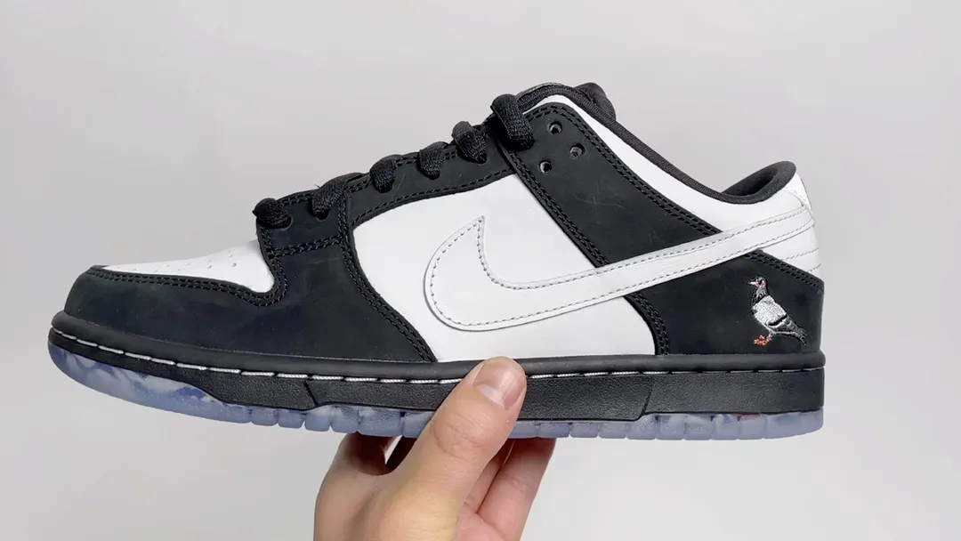 Staple x Nike Dunk SB Low Pro OG QS 黑鴿子聯名熊貓竹子 中國區 特殊鞋盒版本 視頻欣賞