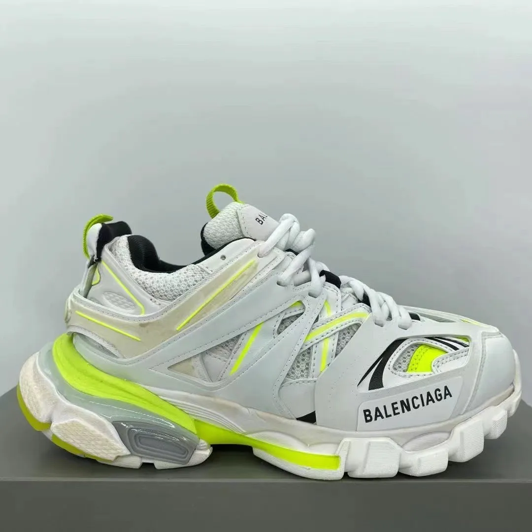 Balenciaga Track 3.0 巴黎世家3代 “白綠”做舊巴黎世家3代（無燈版）戶外概念鞋，原廠原檔案開發，原盒原盒，採用原廠材料，私模組合大底，細節精準對位官方，從裡到外一切百分百還原官方配置，頂級專供碾壓市面一切真標版本。