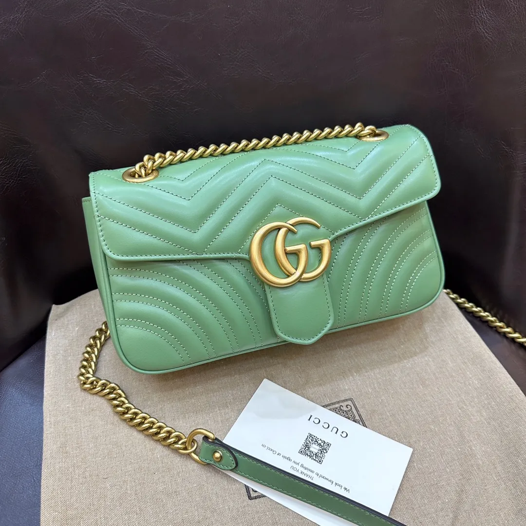 # 🔥馬蒙 𝗠𝗮𝗿𝗺𝗼𝗻𝘁 原廠皮#▫️型號：443497▫️尺寸 ：26*15*7cm💚新竟淡雅抹茶牛油果綠！