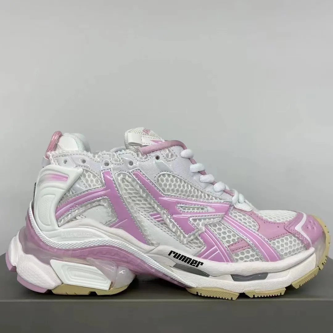 新配色Balenciaga巴黎世家7代粉色，碼數：35 36 37 38 39 40 41 42 43 44 45 46