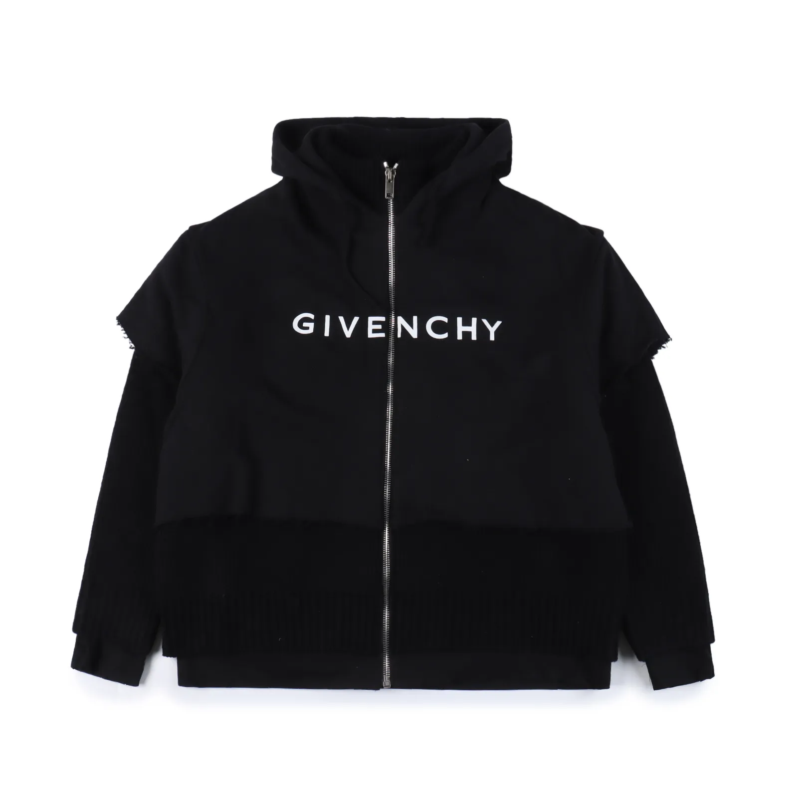 Givenchy紀梵希GVC 23FW 層疊拉鍊連帽衛衣                原版1：1打版，採用定制55羊絨，定制色織灰色衛衣料，定染黑色衛衣料，從拿到原版至今，不斷打版，足足花費5個月，，極其重磅的一款，整件衣服重達4斤半，上身層層迭迭，採用人工純手工膠印，質量更為穩定，做工繁瑣，耗時長，手工縫製人字織帶，做工複雜，耗時長，日產量低，衣服多處磨破均純人工磨破，做工繁瑣複雜，定制8號字母拉鍊頭、LOGO插銷、活性黑帽繩，寬鬆版型                Size：S-L                編碼：FNC120664