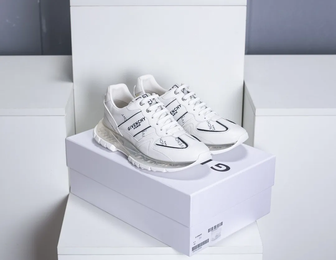 頂級版本Givench*高端精品   Size：39-44皮鞋碼數G~V新品時尚潮流運動休閒鞋，鞋面選用進口頭層牛皮、進口牛裡，大底採用TPU氣墊大底，更耐磨更輕更舒適！