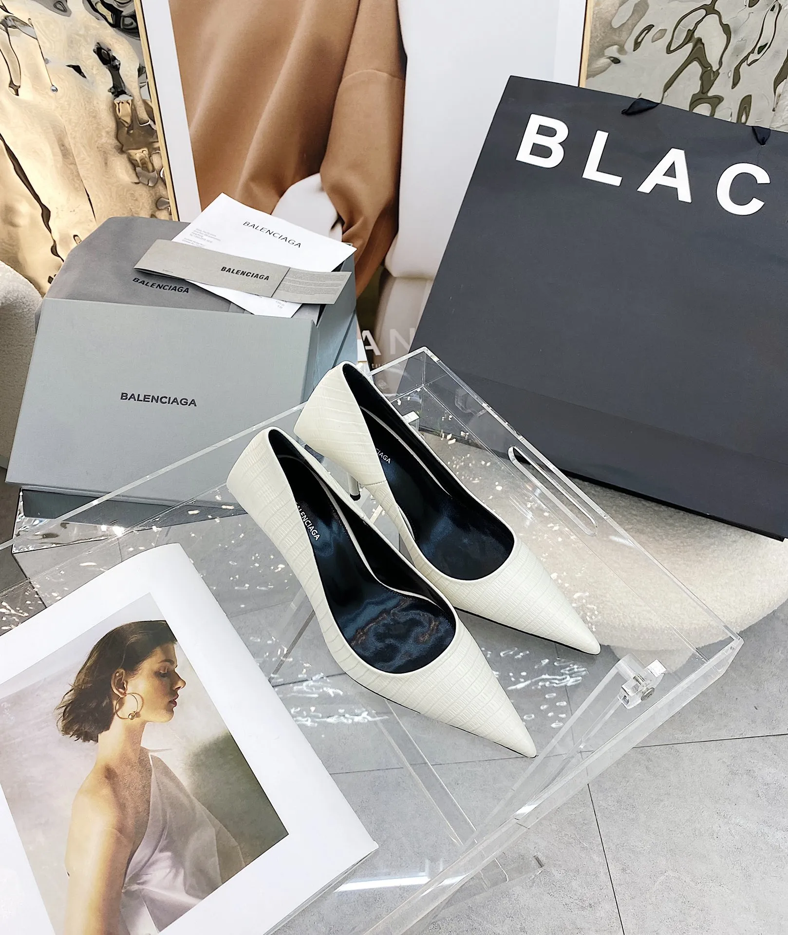 𝐵𝑎𝑙𝑒𝑛𝑐𝑖𝑎𝑔 ²⁰²² 新款蜥蜴紋尖頭高跟鞋系列上新★★★★★ 巴黎時裝週最新走秀款，時髦精必入！