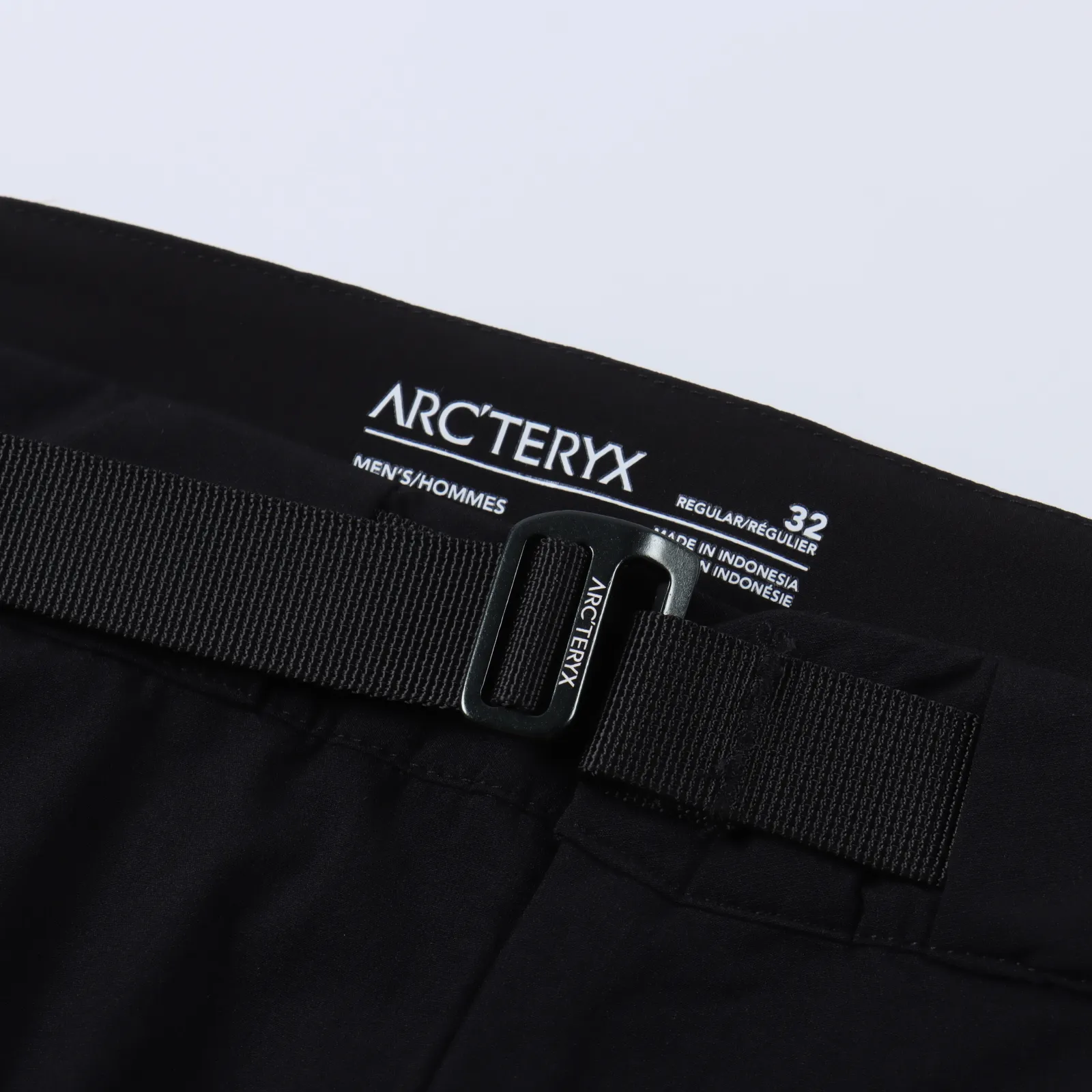 Arcteryx 鳥經典壓膠防水戶外登山褲                不再為鳥的褲長太長而煩惱！                