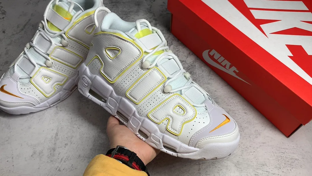 公司級別 NK Wmns Air More 斯科特.皮蓬AIR MORE UPTEMPO