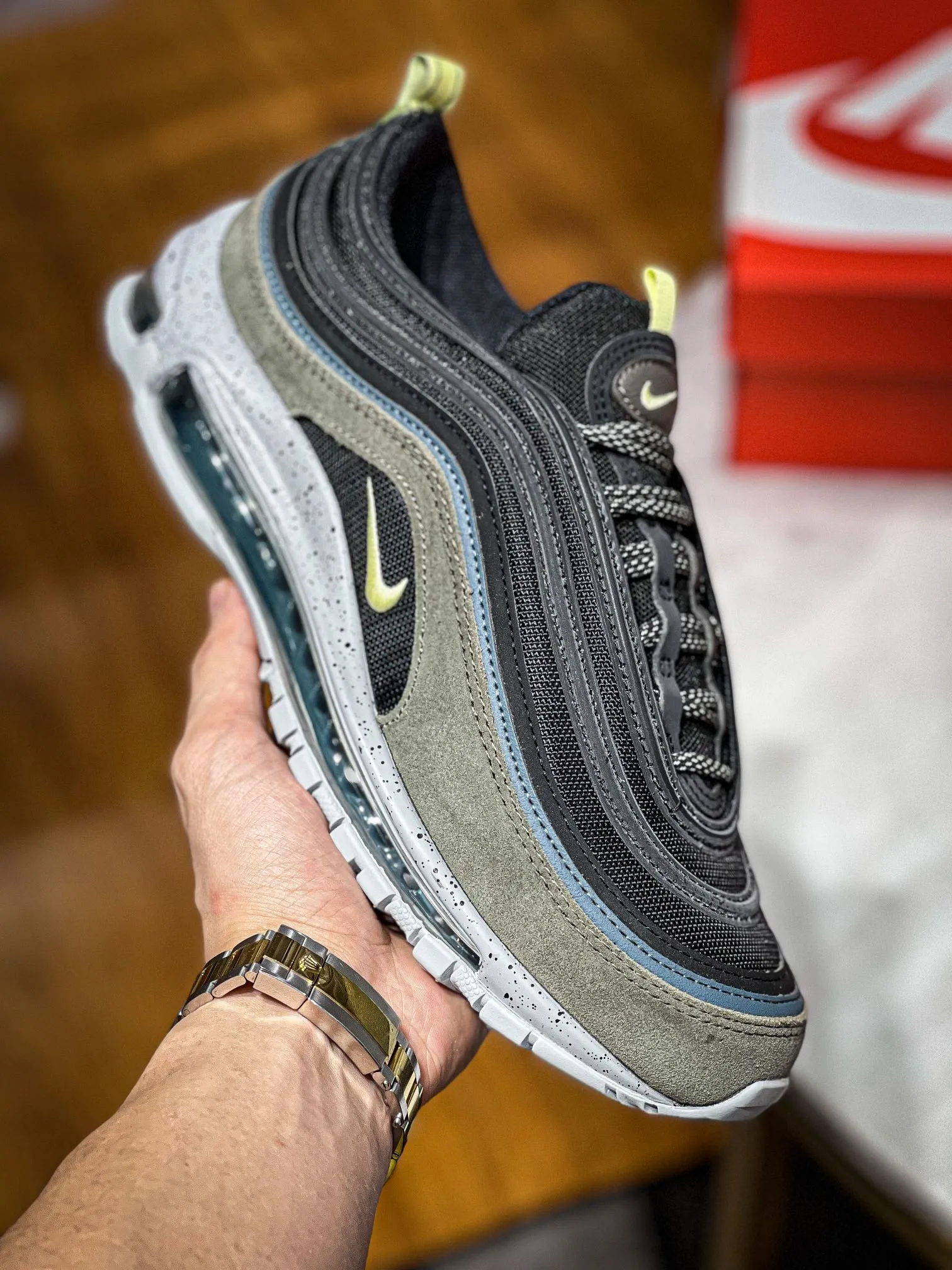 🔑N428340 【渠道訂單 NK Air Max 97黑棕 】正品平台特供 細節完美 區別市面先行版本 原廠TPU反光材料 市場首家原模原氣墊  拒絕套用公底 貨號：DB4611-001Size：40 40.5 41 42 42.5 43 44 44.5 45