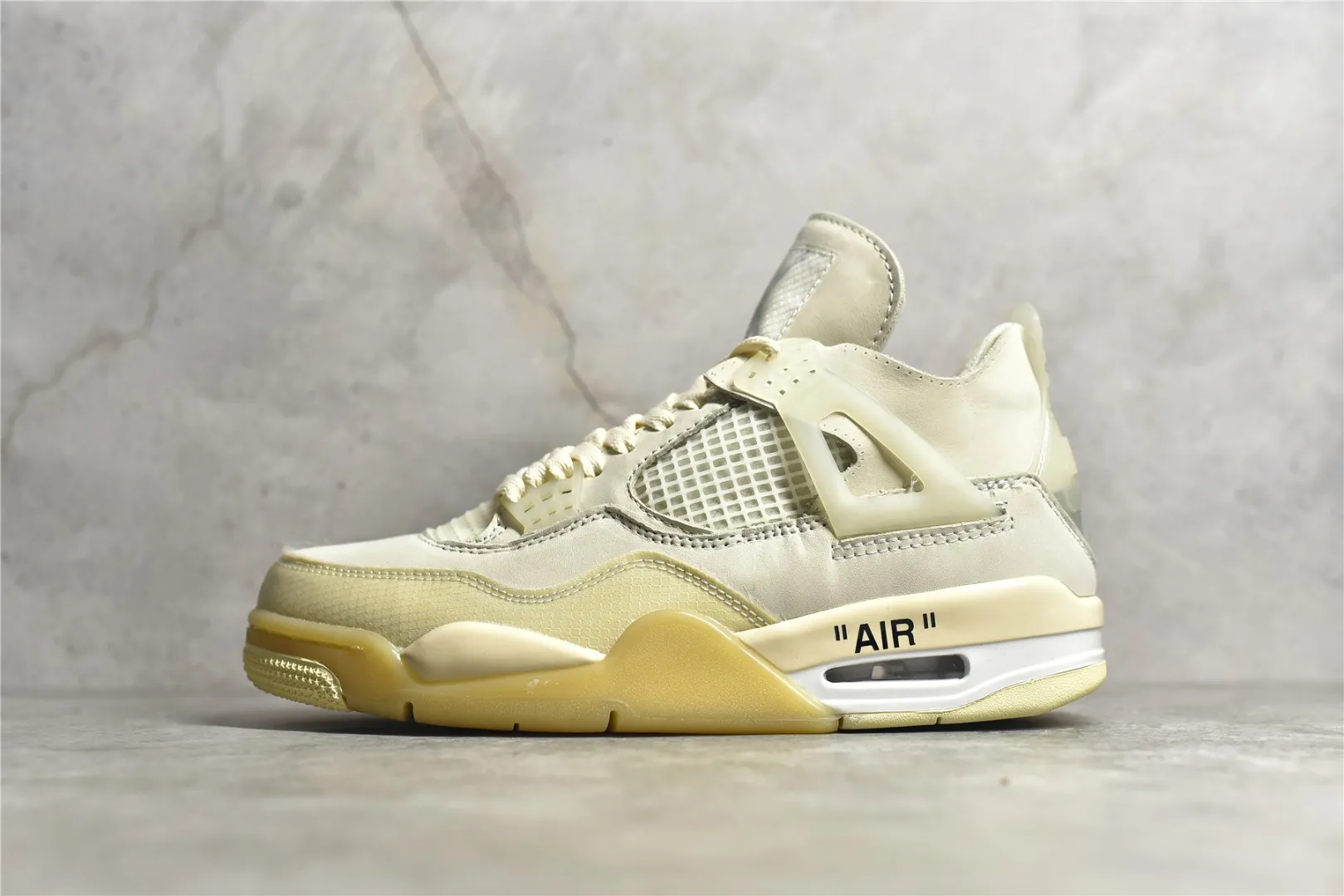 新貨🚀#W1莞產批次 市售最強性價比版本 Air Jordan 4 OW白帆 系列 鞋型細節清潔度到位 正確皮料 外貿專供 二十幾個顏色 陸續出貨  Size：36 36.5 37.5 38 38.5 39 40 40.5 41 42 42.5 43 44 44.5 45 46 47.5