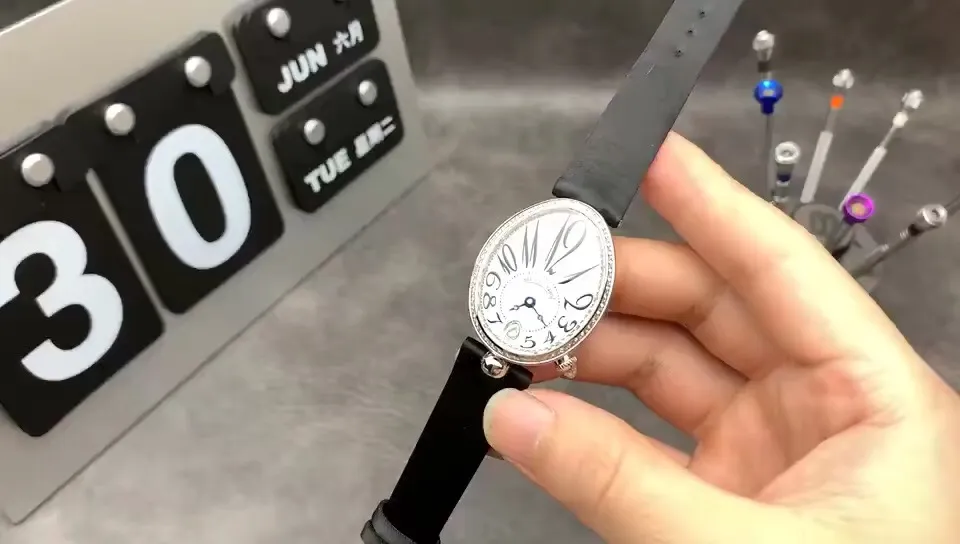 ZF那不勒斯皇后