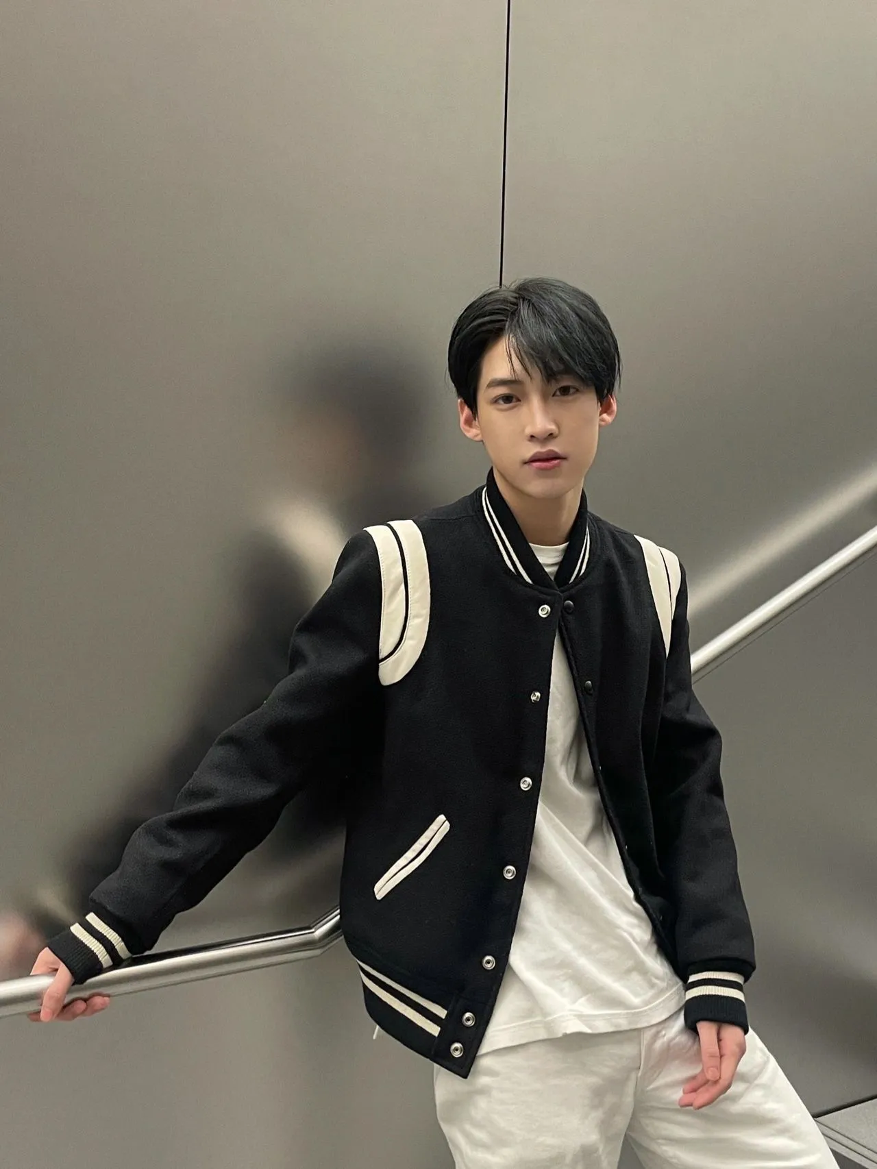 Saint Laurent Paris/聖羅蘭 拼皮棒球領夾克外套 注意:白色棒球服不能水洗。
