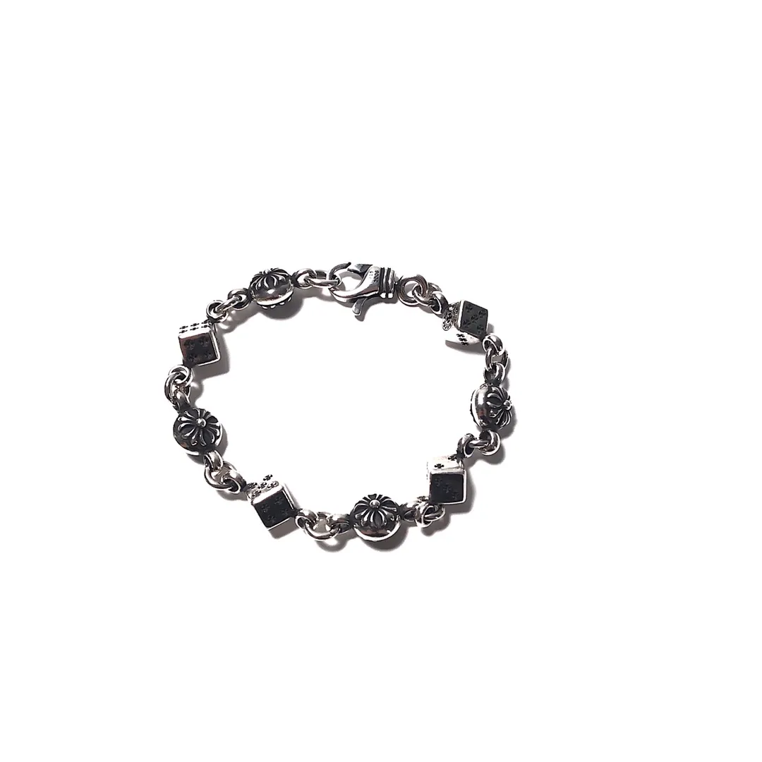 【新品上架】Chrome hearts 十字架骰子手鍊區別下市面出的早但是完全不對版的貨實心骰子 骰子非橢圓形棱角 刻字版型克重都一致對版size:18/20/22cm編號:301000