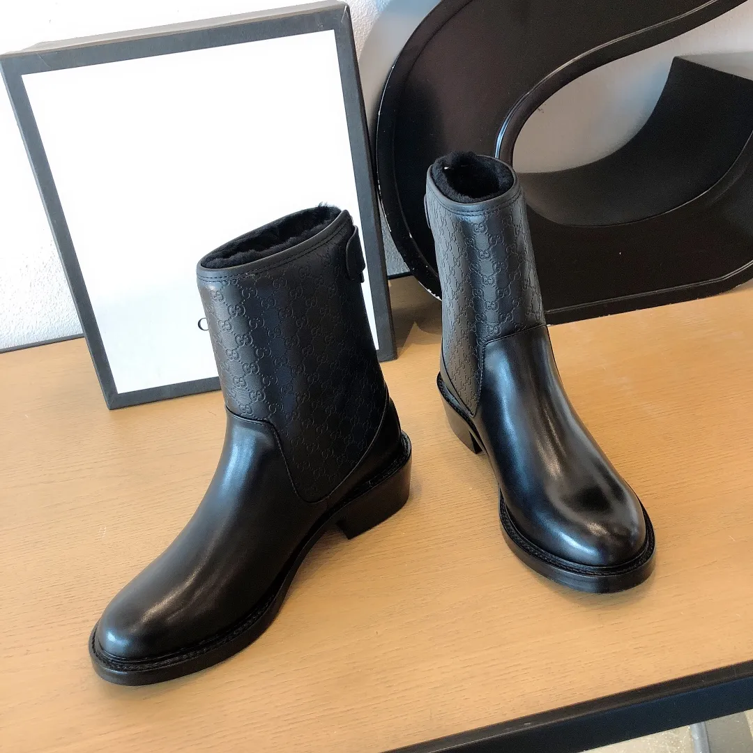 Gucci毛靴