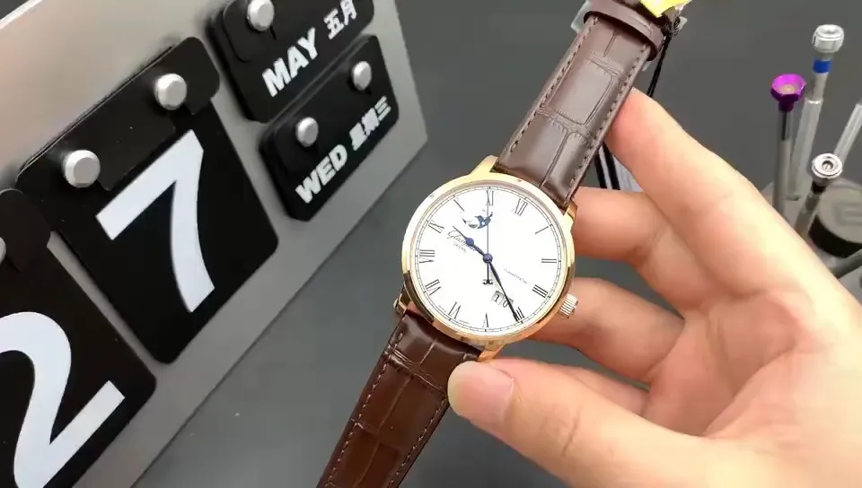 V9格拉蘇蒂月相