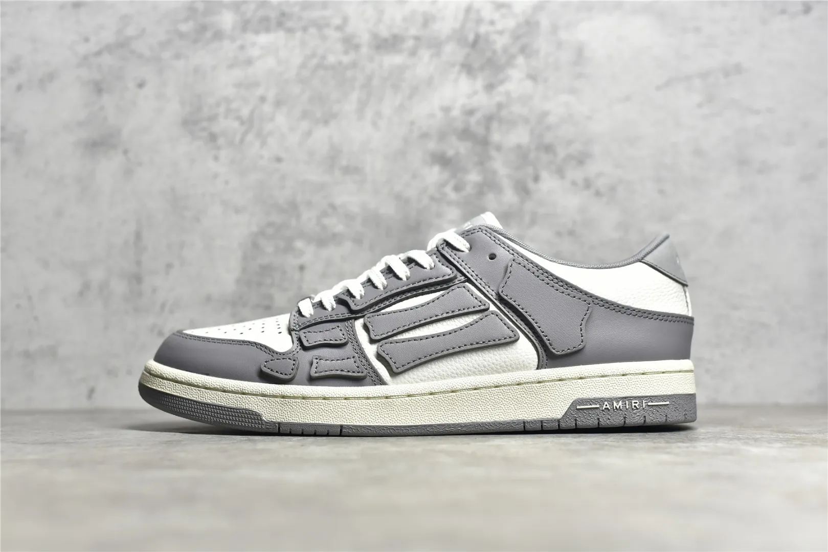 # 渠道原裝 洛杉磯街頭之王 高奢·埃米爾/AMIRI Skeleton Low-Skel top Sneakers 骨骼系列 區分市面所有在售版本 正確鞋舌外翻細節 正確骨頭形狀 正確雙層加厚皮料 尺碼：39 40 41 42 43 44