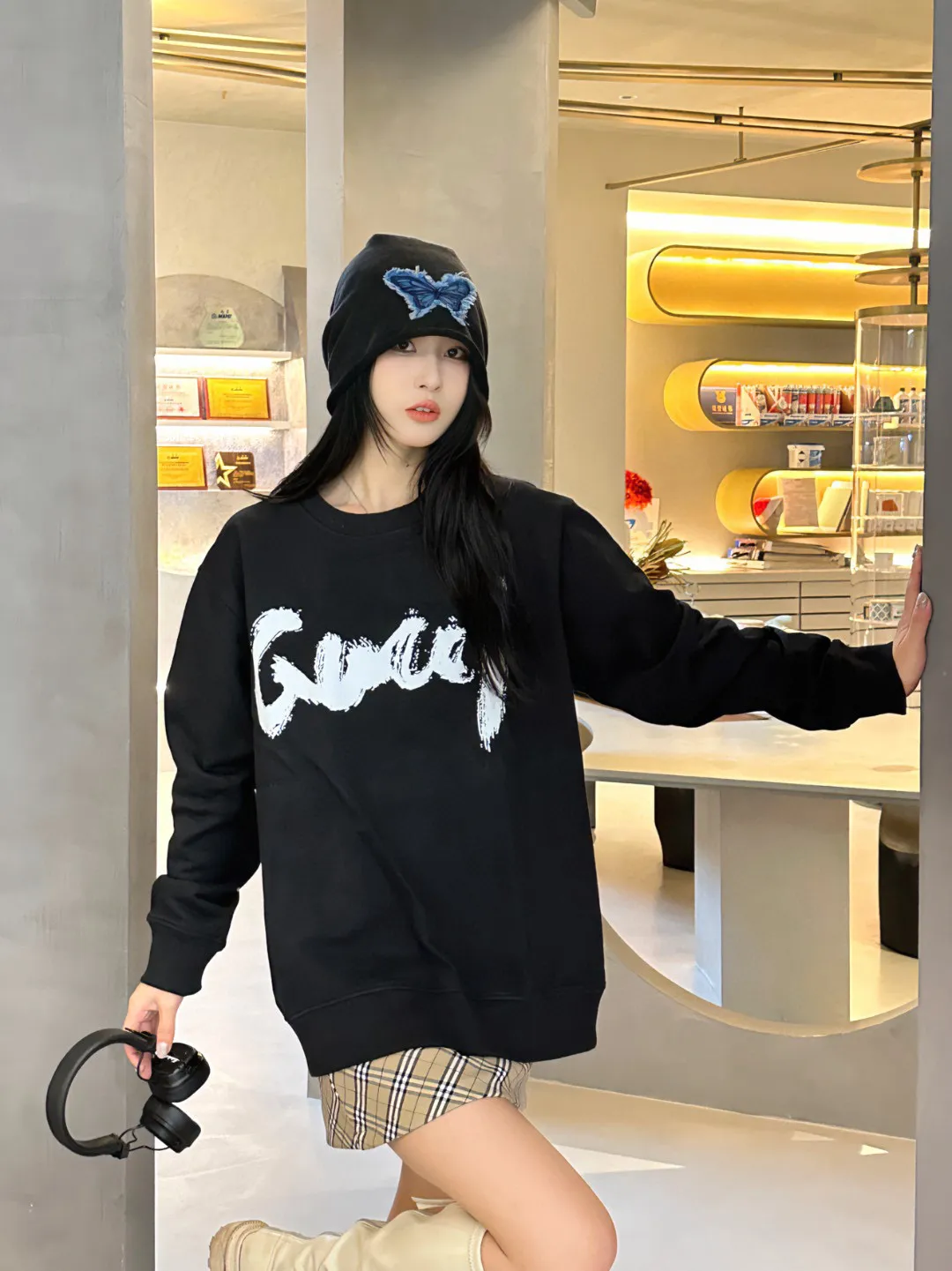 Gucci x Balenciaga 古馳聯名巴黎世家 24SS 塗鴉字母印花圓領衛衣 480g高級精梳棉面料 專櫃領標 代購級白色厚板吊牌 原版吊粒 前後都是立體發泡印花 層次感很強 男女同款 情侶款 oversize版型 寬鬆 尺碼:S-XL 編碼;XLB090522