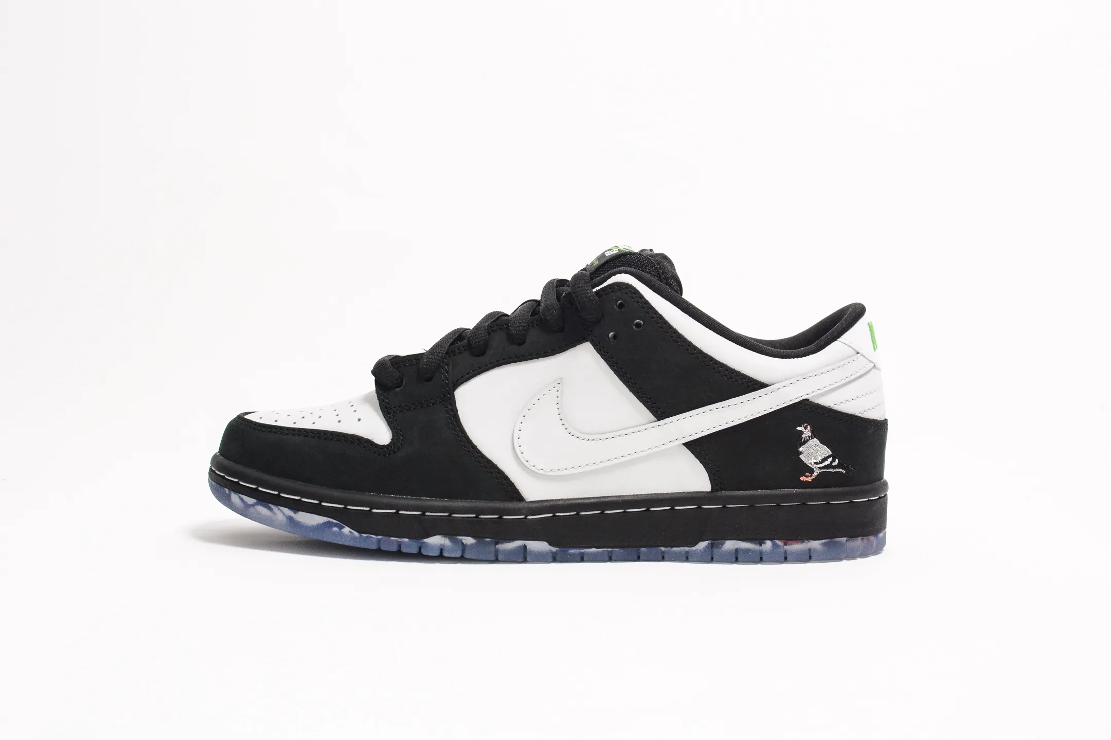 Staple x Nike Dunk SB Low Pro OG QS 黑鴿子聯名熊貓竹子 中國區 特殊鞋盒版本 貨號 BV1310-013（S-BOX）尺碼 36 36.5 37.5 38 38.5 39 40 40.5 41 42 42.5 43 44 44.5 45 46