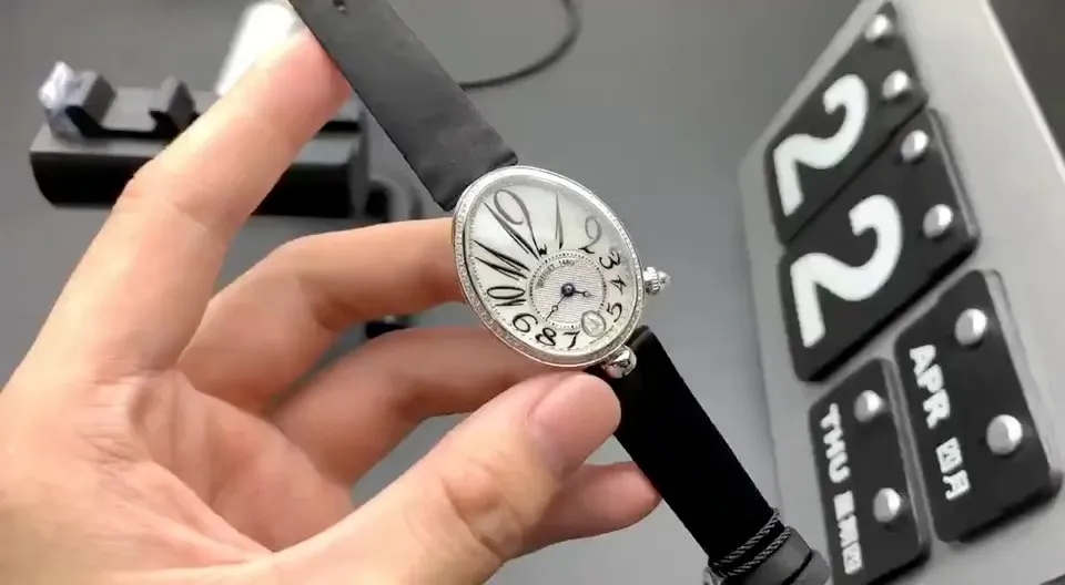 ZF那不勒斯皇后