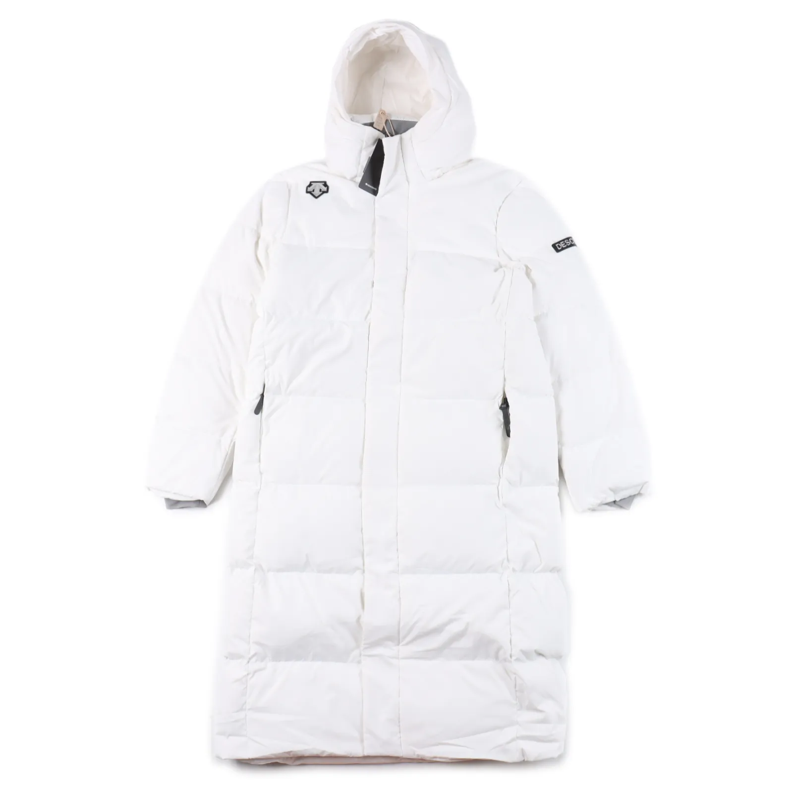 Descente 迪桑特 22FW 連帽長款羽絨服                 1 填充：優質90白鴨絨  800高蓬鬆 絕對的高品質版本                整體是簡約休閒版型 ，高端大氣百搭！                