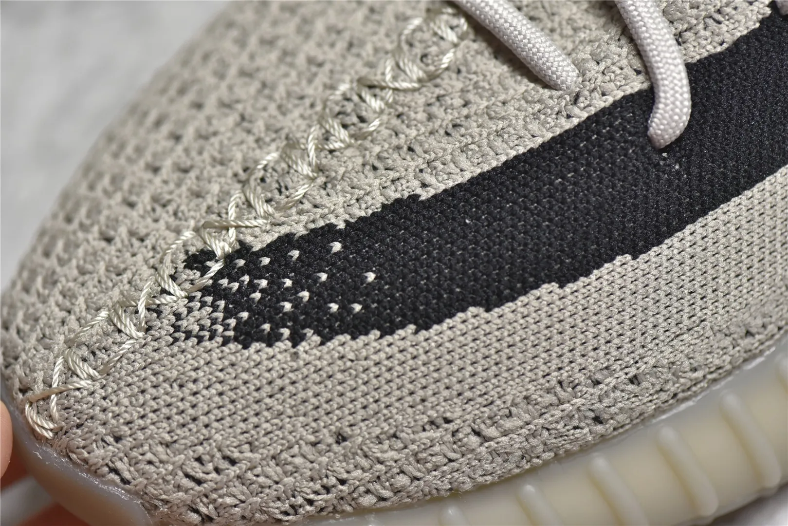▪️細節鑑定Yeezy boost 350 V2 米黑 新配色出貨
