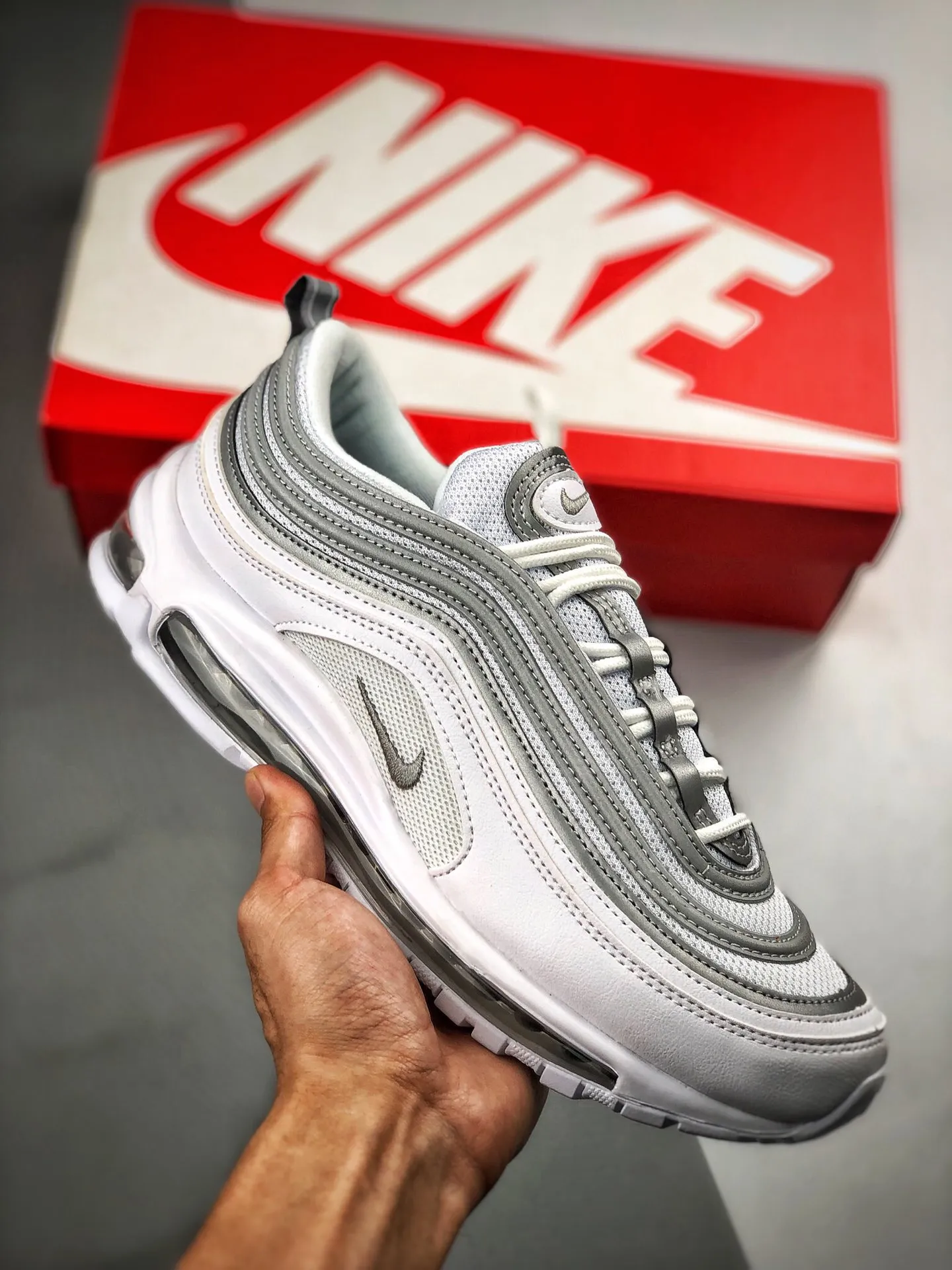 AIR MAX 97 白銀城市限定平台特供 區別市面先行版本  #原廠TPU反光材料 #市場首家原模原氣墊  拒絕套用公底#鞋型不斷校對 與原鞋匹配率達到98% 貨號：CQ4818-400 Size：36 36.5 37.5 38 38.5 39 40 40.5 41 42 42.5 43 44 44.5 45編碼#A-B56722