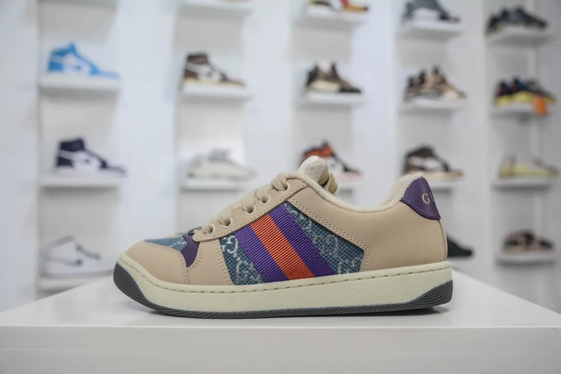 衝量引流必備 極致性價比 秒殺市場偽純原版本Gucci Distressed Screener sneaker 經典復古做舊小臟鞋原版做舊  隨意對比市場偽純原版本 全套包裝 全頭層頂級軟牛皮 廣東代工出品 TN467CA# 尺碼 35 36 37 38 39 40 41 42 43 44偏大一碼