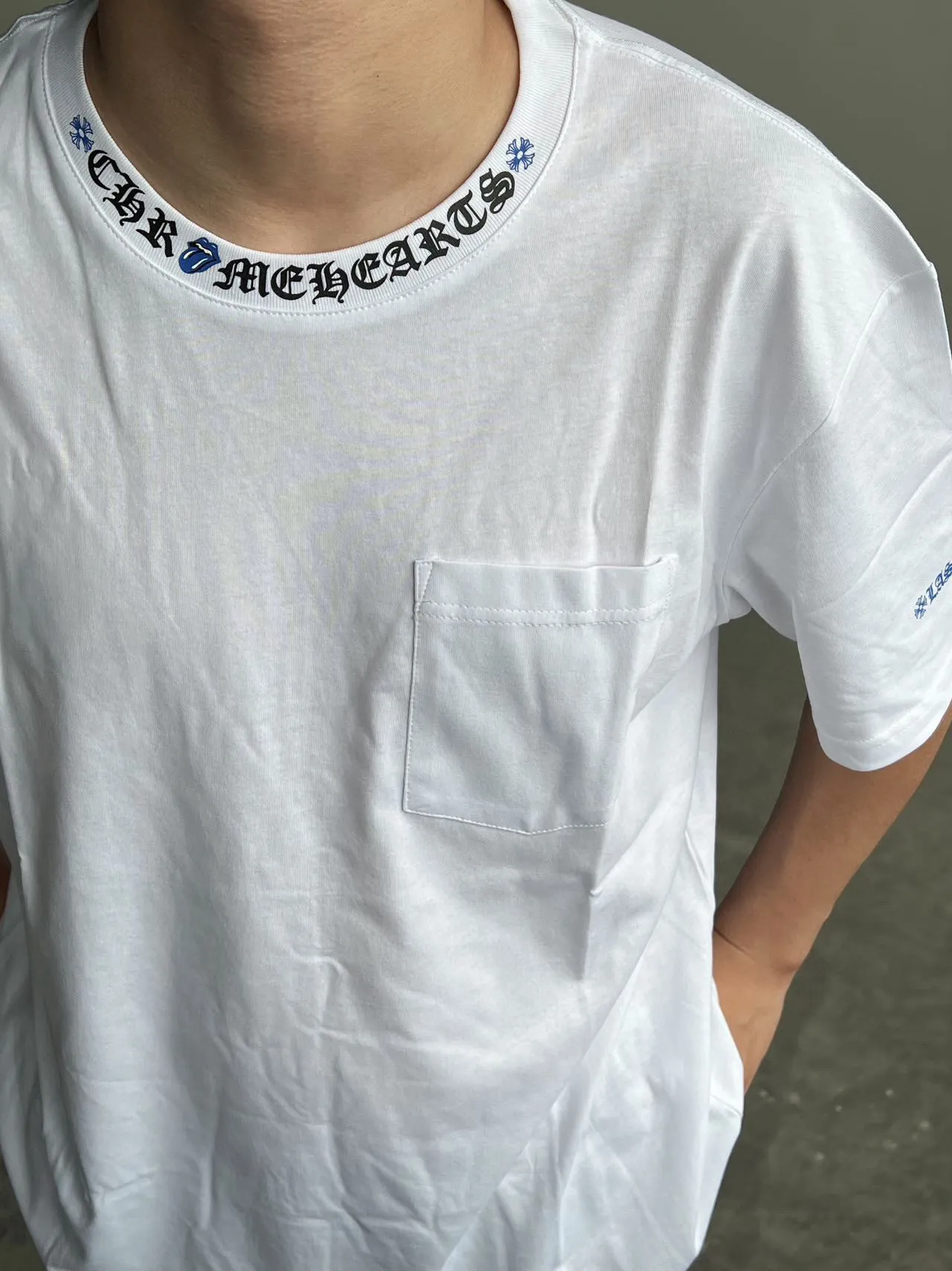 Chrome Hearts 24SS 克羅心滾石聯名限定短袖T卹 原版一貨難求代購連夜排隊購入5000面料採用21S精棉平紋200g材質印花整件涉及近十套菲林版印花全部使用進口材料加上橢圓機製作保證後期穩定性定制銀標輔料大廠加工出品 尺碼:S M L 編碼:XLB070661