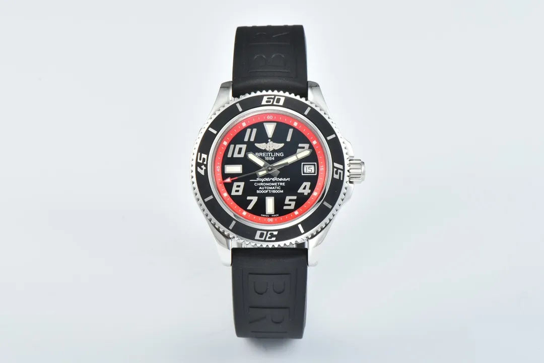 TW新品【超級海洋 超級復刻】TW新品——百年靈A1736402腕錶，超級海洋42mm腕錶（Superocean42）竣酷登場。