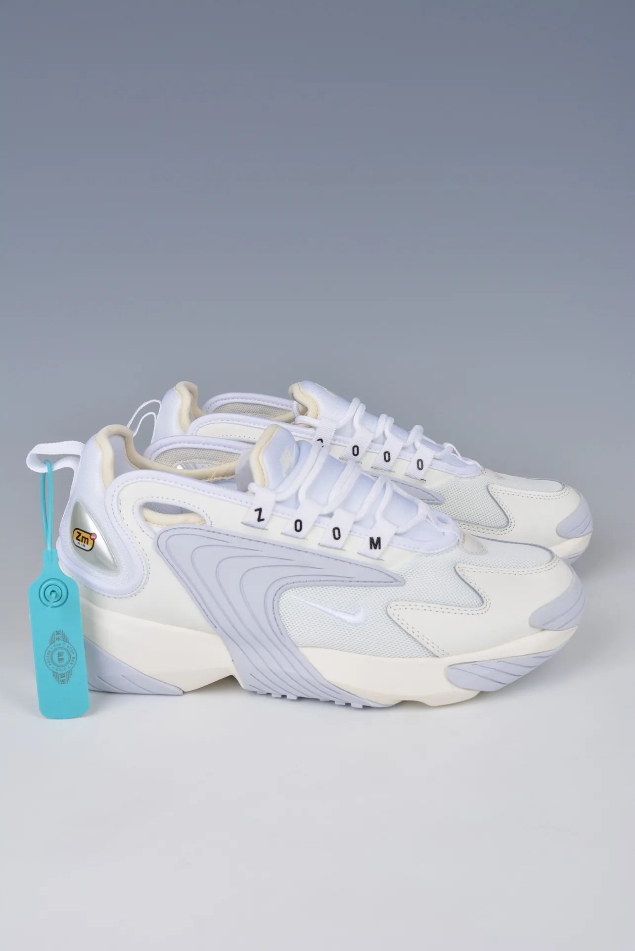 🌈Nike Zoom 2K Sneaker Zoom 2000復古百搭老爹慢跑鞋 市面唯一純原版本👏細節完美匹配原版 可區分任意低價版官方貨號:AO0354FTSize:36 36.5 37.5 38 38.5 39 40 40.5 41 42 42.5 43 44 44.5 45!220406CKW330WWP
