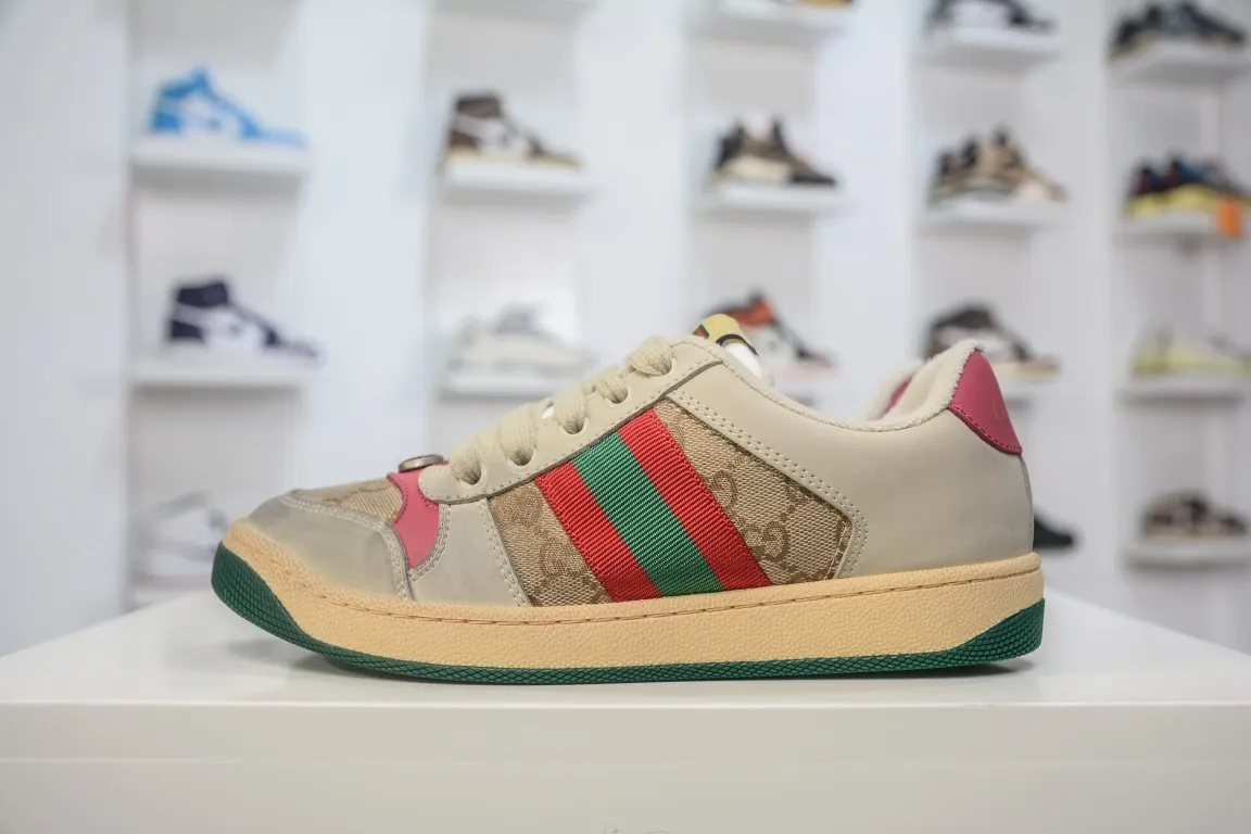 衝量引流必備 極致性價比 秒殺市場偽純原版本Gucci Distressed Screener sneaker 經典復古做舊小臟鞋原版做舊  隨意對比市場偽純原版本 全套包裝 全頭層頂級軟牛皮 廣東代工出品 TN467CA# 尺碼 35 36 37 38 39 40 41 42 43 44偏大一碼